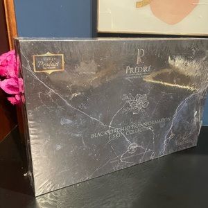 Prédire Paris - BLACK ORCHID TRANSFORMATION SKIN COLLECTION 12Pc.